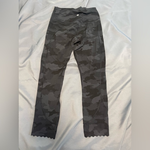 Lululemon Leggings - Picture 1 of 3